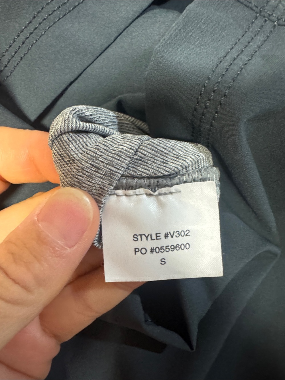 Vuori Men’s Kore Short in Grey Lined - Picture 7 of 7